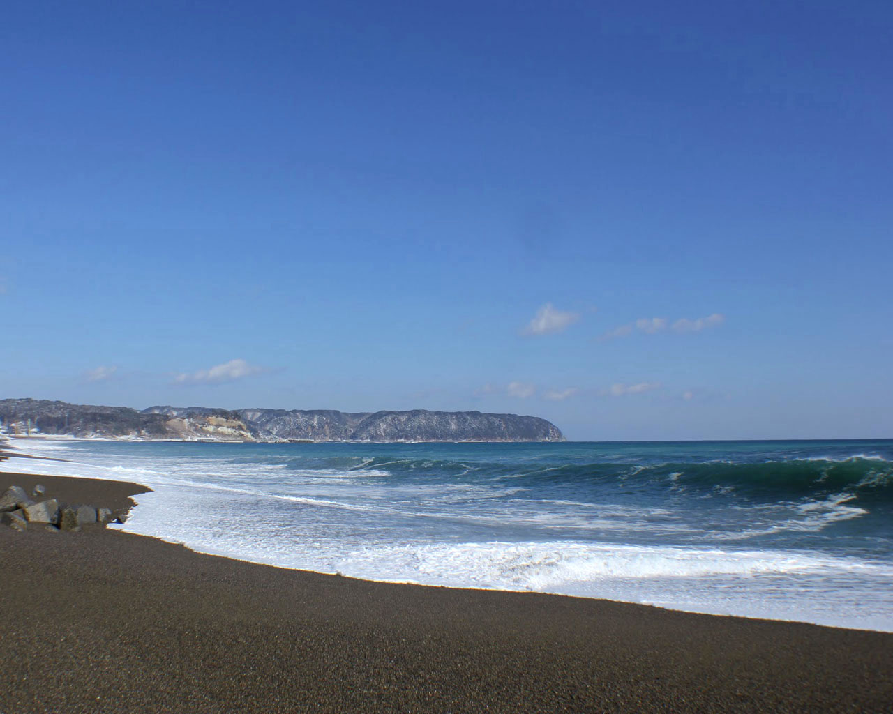 冬の十府ヶ浦海岸（岩手県野田村）